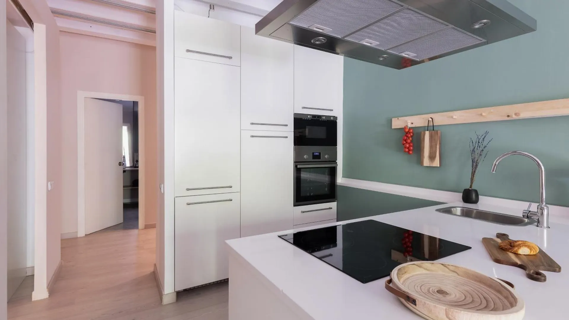 Pipa - Charming One Bedroom With Balcony Barcelona Apartment