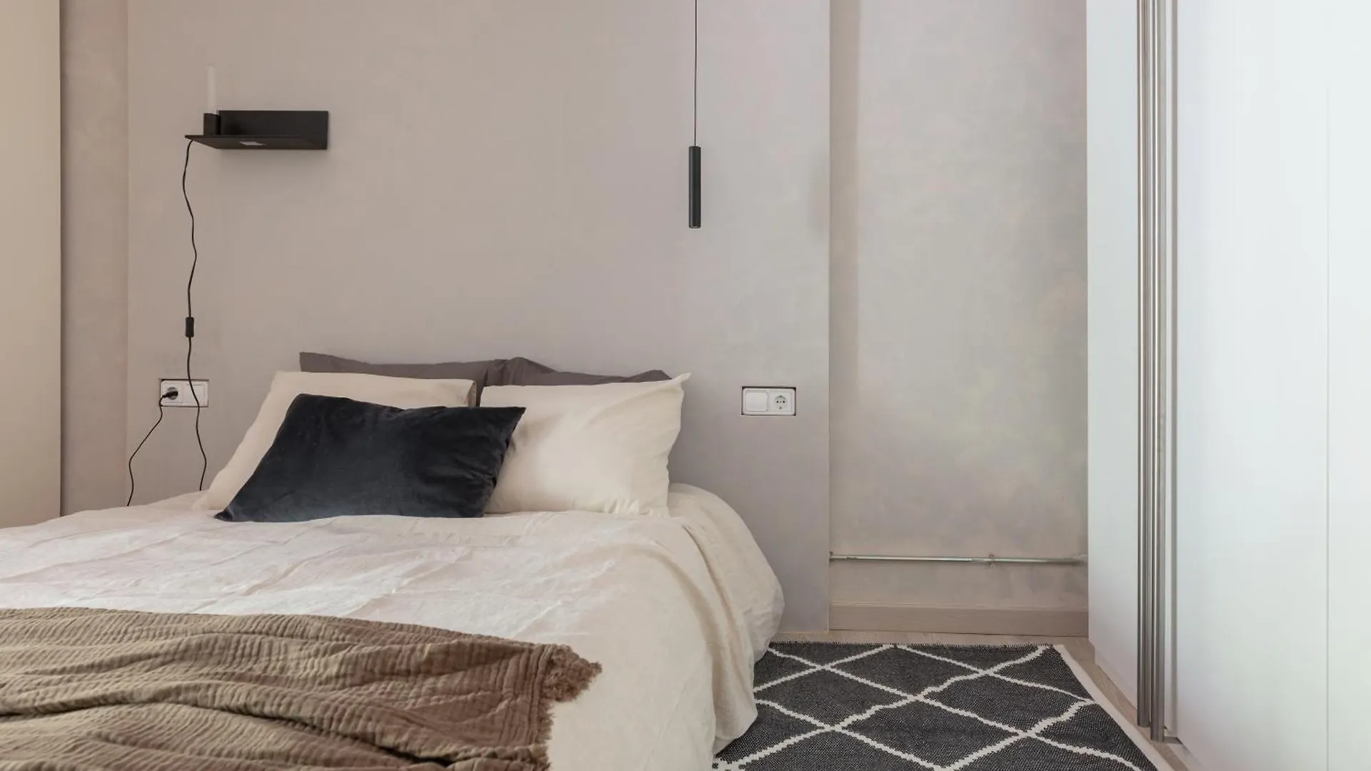 Pipa - Charming One Bedroom With Balcony Barcelona 0*,  Spain