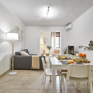  Apartamento Bbarcelona Encants Flat