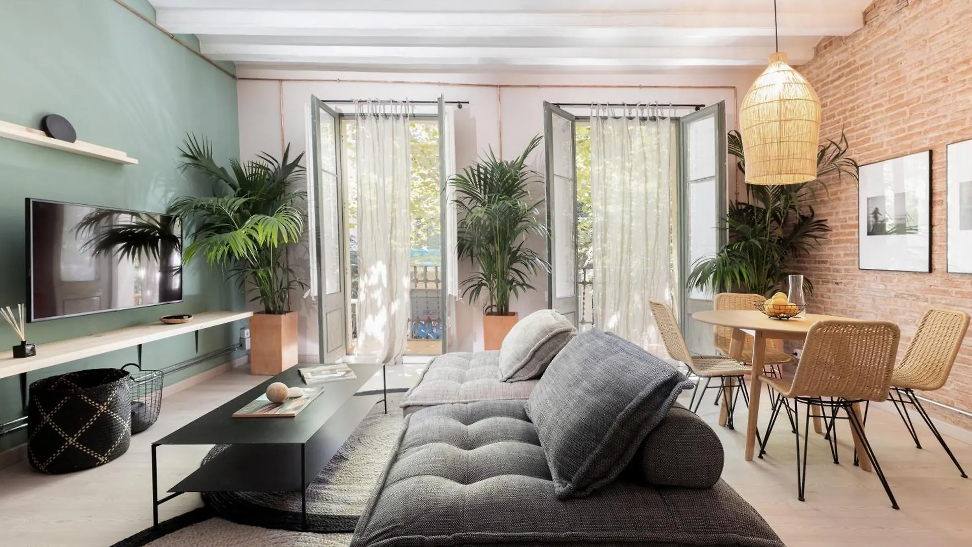 Pipa - Charming One Bedroom With Balcony Barcelona